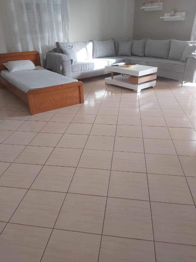 White Panorama Apartment Saranda Extérieur photo